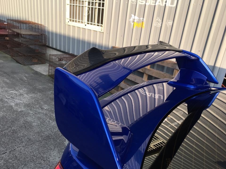 未塗装の素地 2015-2021 スバル WRX VA S4 エアロ STIタイプウィングスポイラー用トップスポイラー V TYPE FRPの材質拍卖