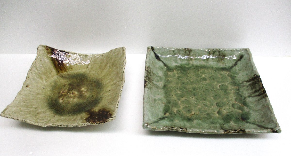 ★99079 正角皿 大皿 2枚セット 暁山窯 灰釉鉄掛けちぎり 角皿 砂ビードロ8.0 幅21x奥行21x高さ5㎝ 中古美品★拍卖