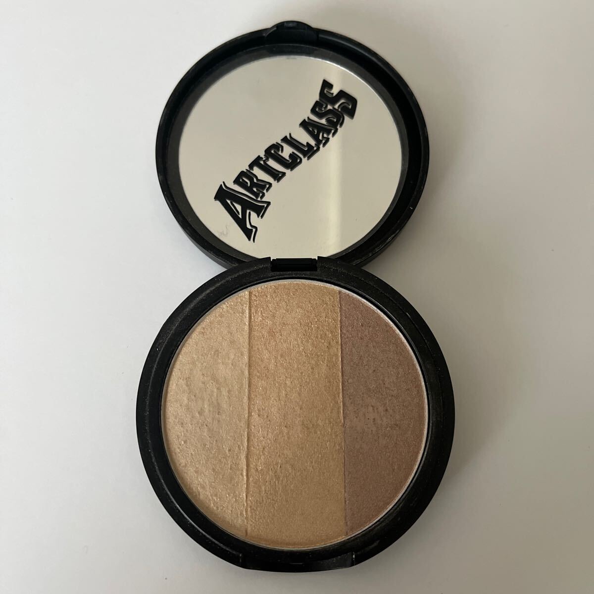 too cool for school アートクラスバイロダンハイライター 1号 グラム ガラス光ハイライター フェイスパウダー拍卖