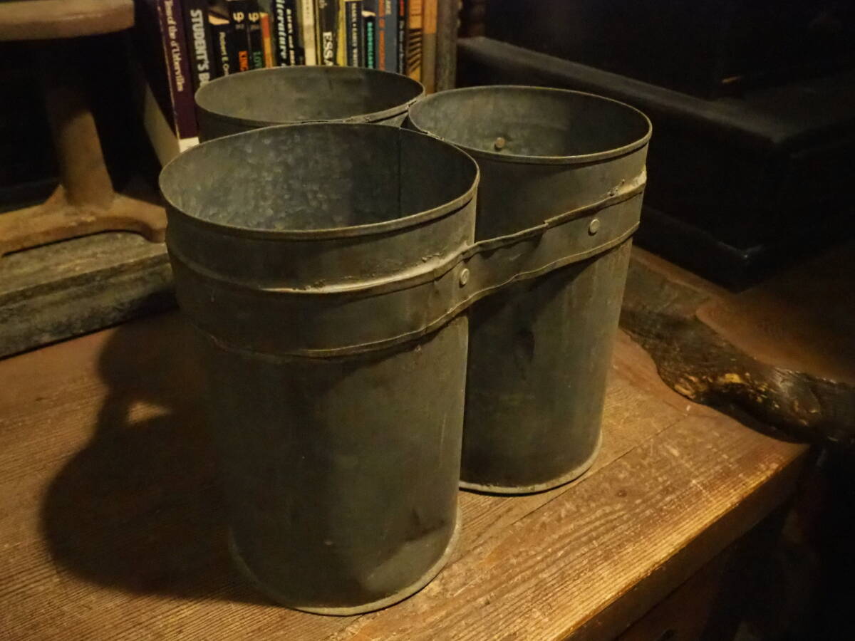 【古い3連ブリキ缶】筒スチールインテリア玩具コレクションケース収納ケース古道具おもちゃ箱アンティーク昭和レトロインダストリアル骨董拍卖