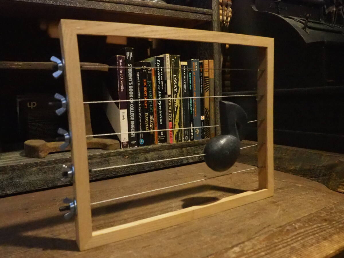 【石の音符付き額縁】ウッドフレームワイヤー現代アート芸術モダンインテリア音楽インダストリアル古道具アンティーク骨董拍卖