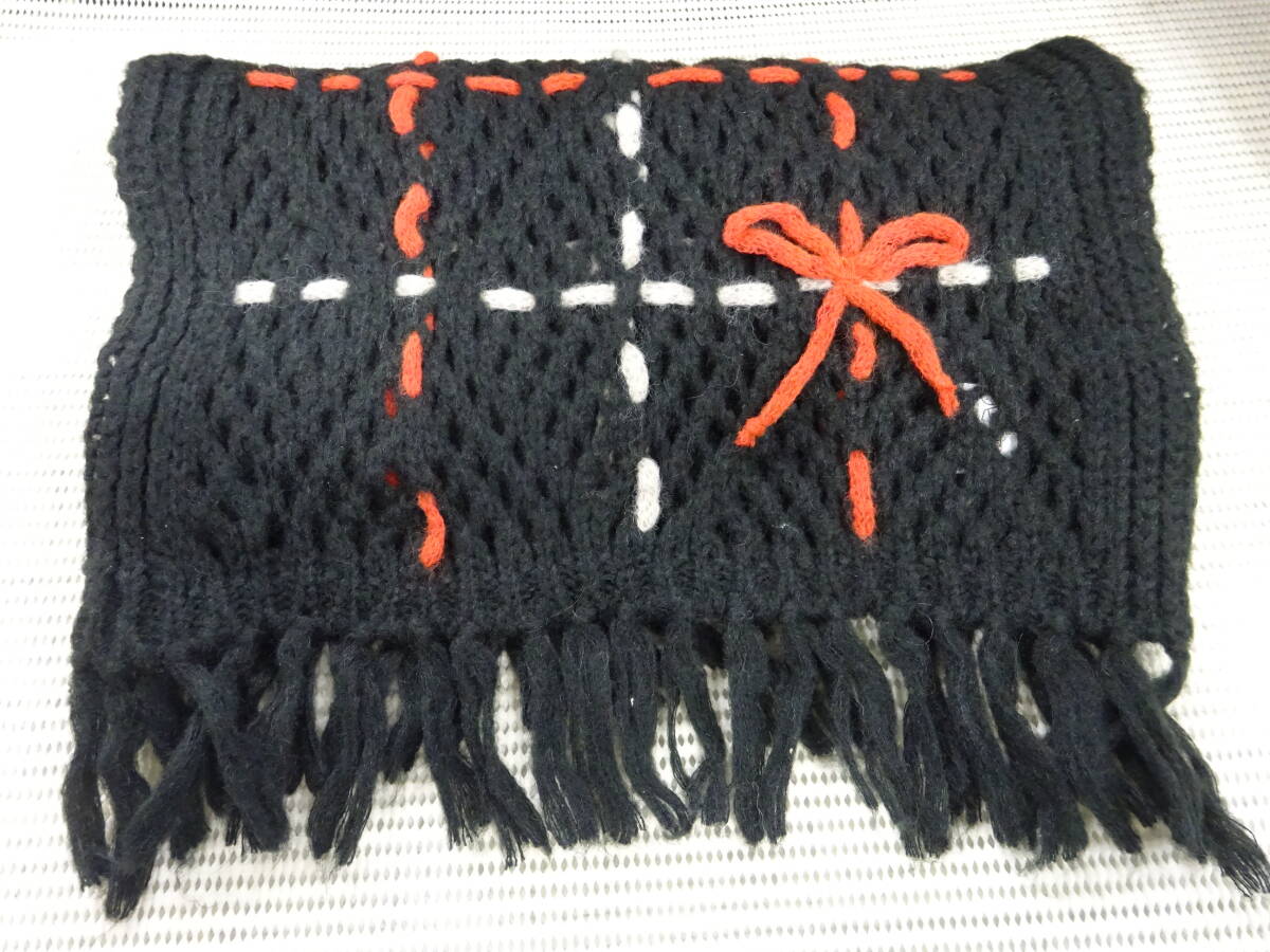 (☆す-W-17) ANNA SUI アナスイ マフラー 約35㎝×160㎝ ブラック 中古 拍卖