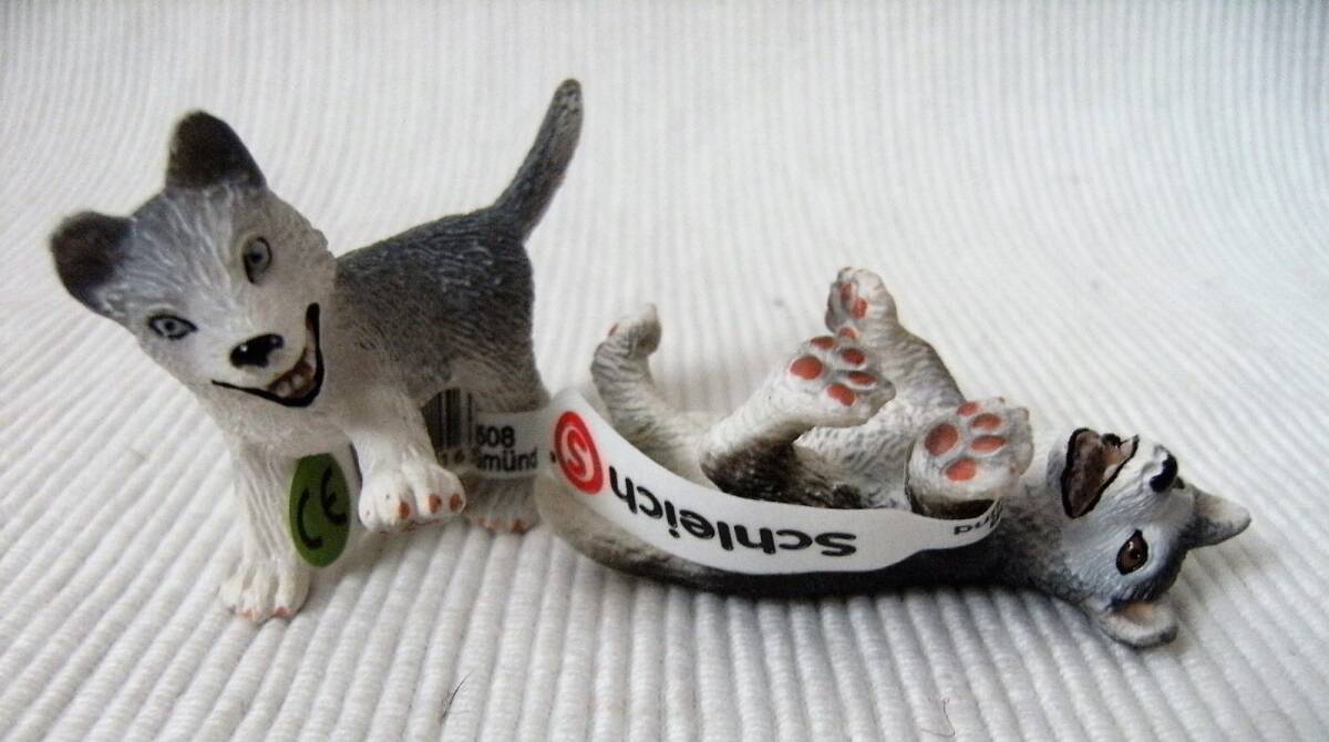 ■Schleich シュライヒ シベリアン・ハスキー (仔) (仔・寝)2種 D-73527■拍卖