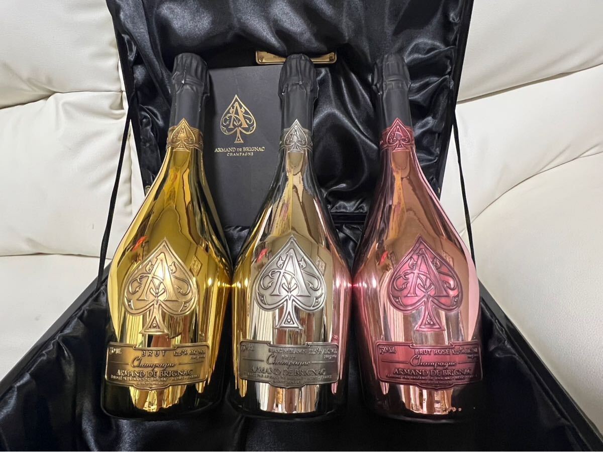 ARMAND アルマンド トリロジー ゴールド・ピンク・シルバー アタッシュケース・冊子付き 未開封 正規輸入品拍卖