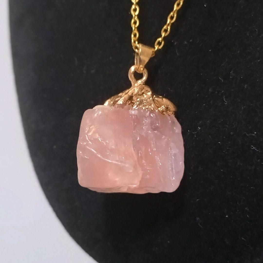 【恋愛運】ローズクォーツ、薔薇水晶の原石 ペンダント ネックレス拍卖