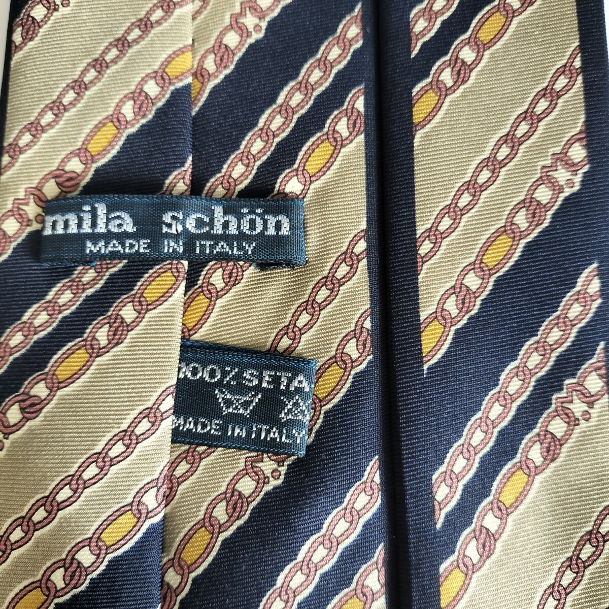 ミラショーン(Mila Schoen)黒オリーブチェーンストライプロゴネクタイ拍卖