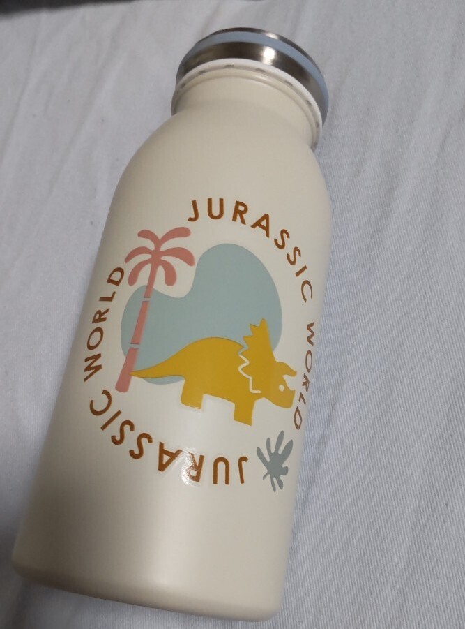 USJ 限定 ユニバ 恐竜 ジュラシックワールド ボトル タンブラー 新品 水筒 ジュラシックパーク拍卖