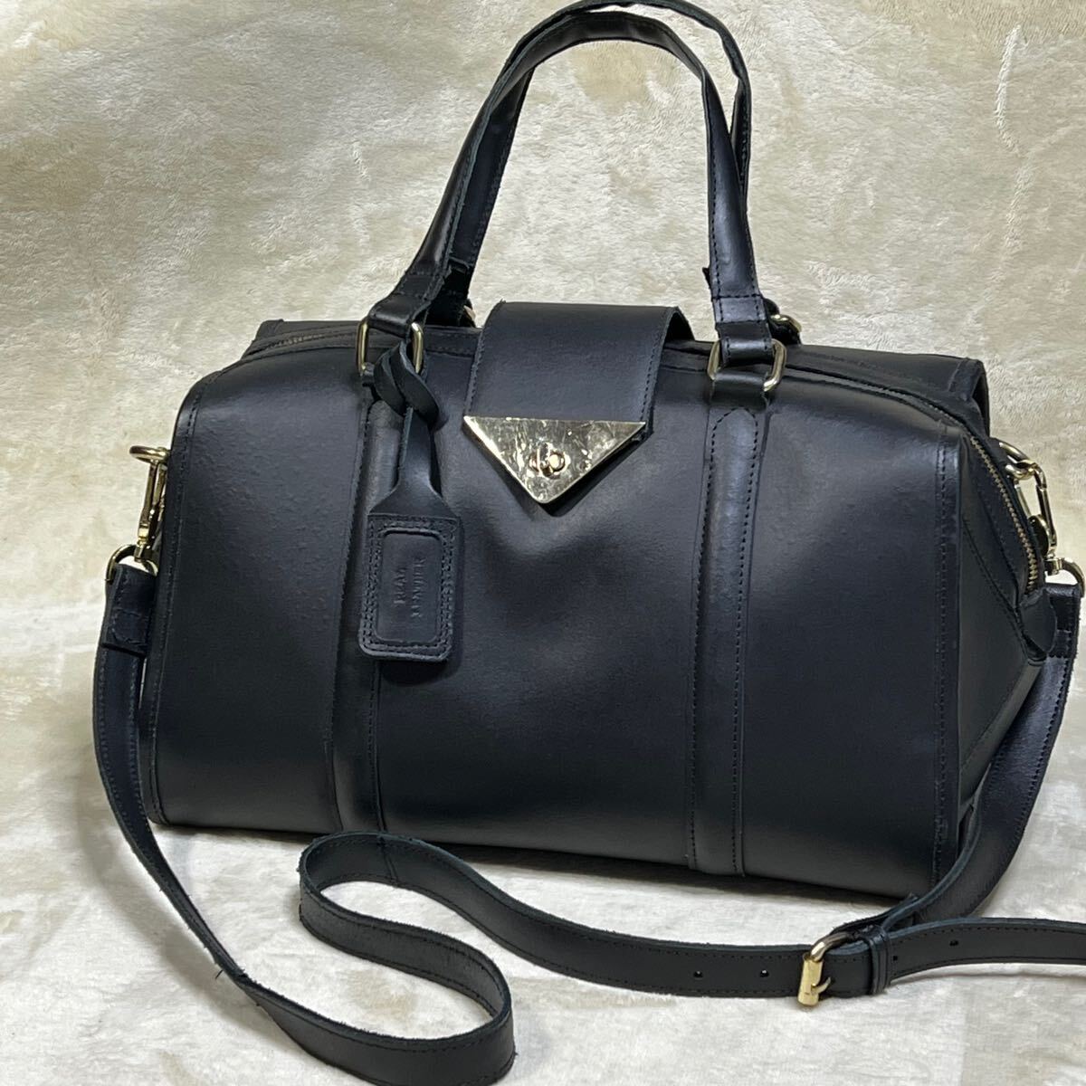 TOP SHOP トップショップ リアルレザー 本革 ショルダーバッグ ボストンバッグ ブラック 旅行カバン 出張 帰省 2way 男女兼用拍卖