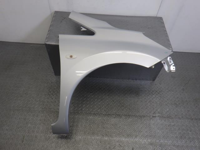 ノート E12 右 フロント フェンダー パネル F3100-3VAMA K23拍卖