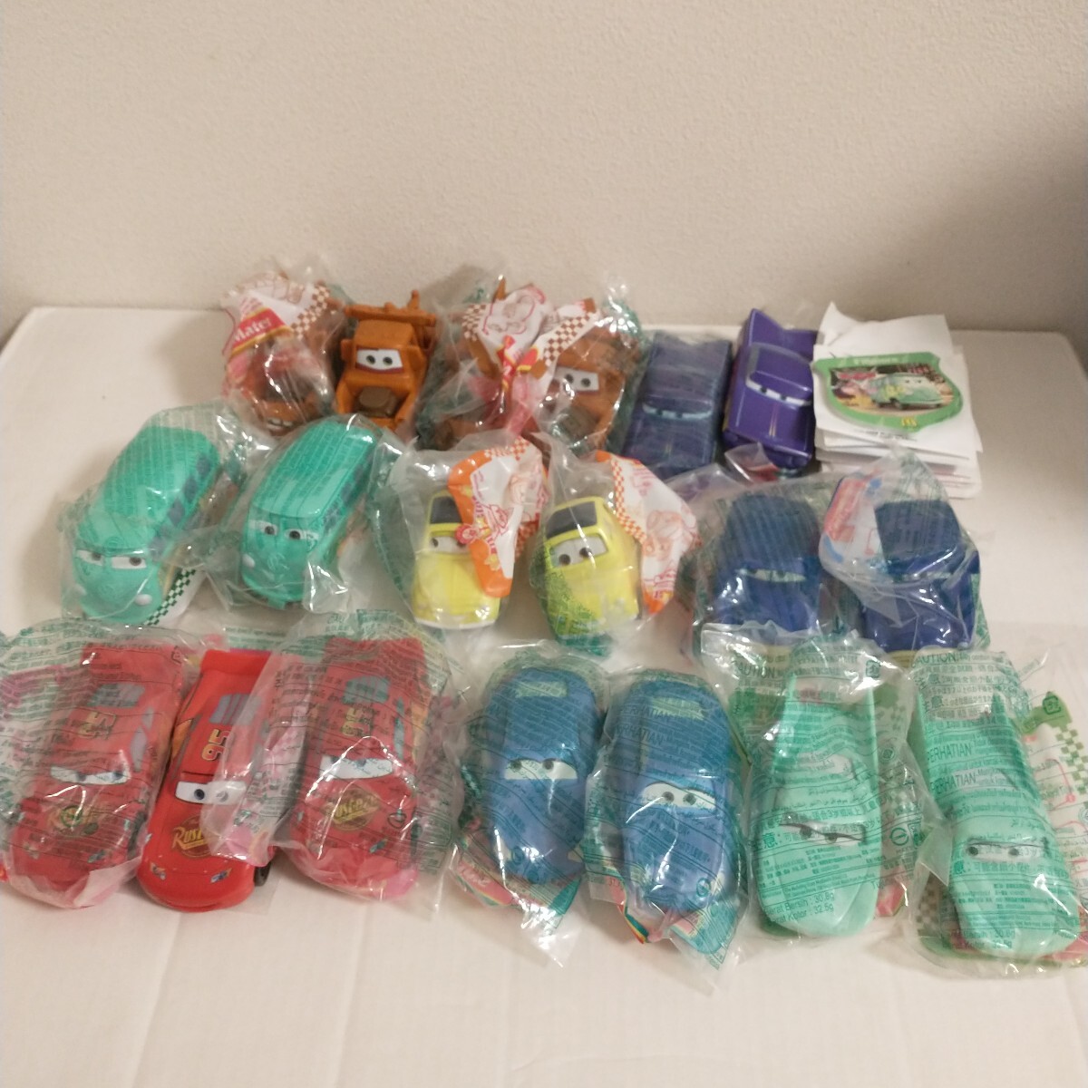 マクドナルド ハッピーセット カーズ cars 19点セット メモパッド9点付 ミールトイ 2006年製 ディズニーピクサーPIXAR拍卖