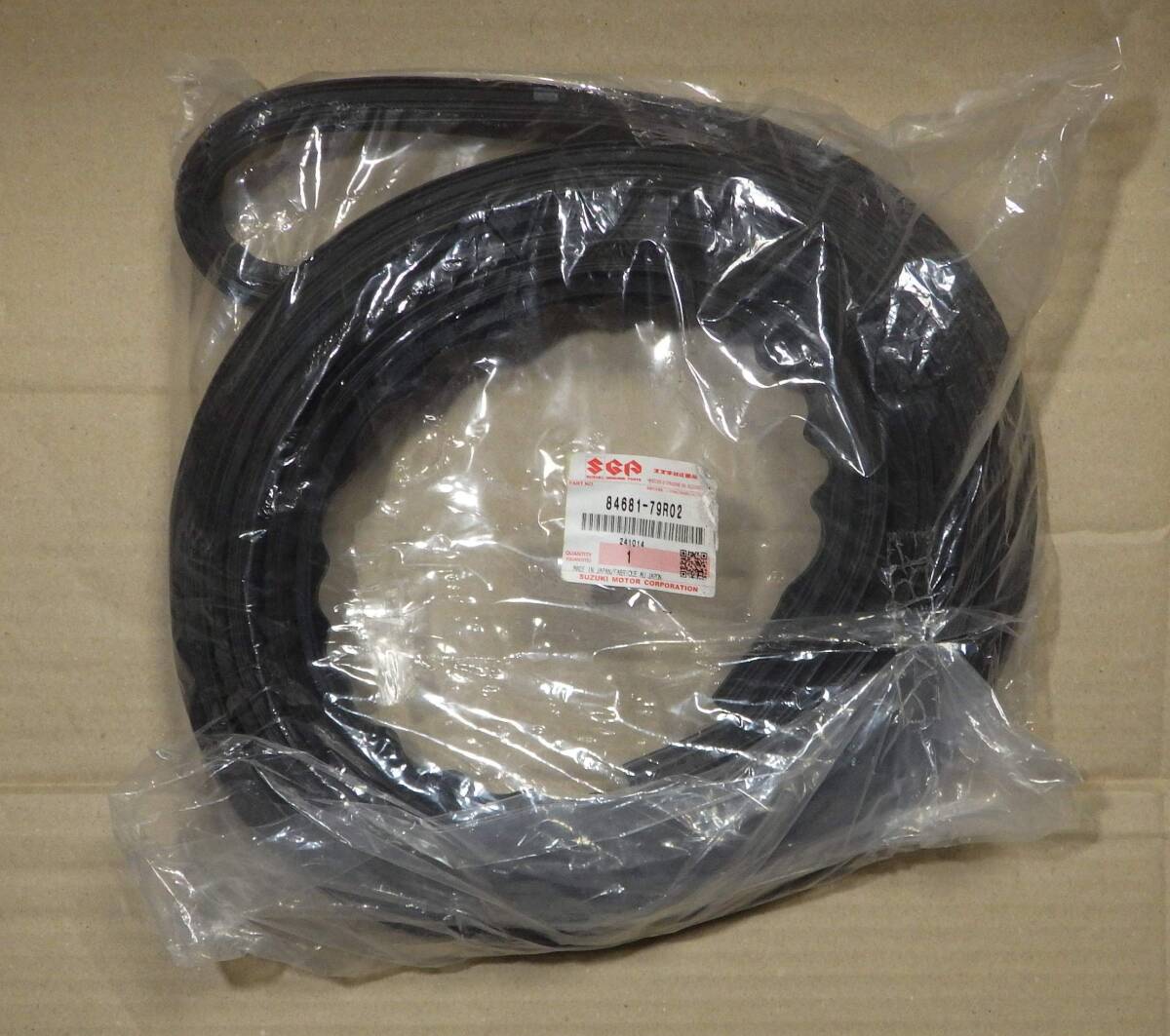 即決 MK53S スペーシア ウェザーストリップ リア 84681-79R02 ※送込 ①拍卖