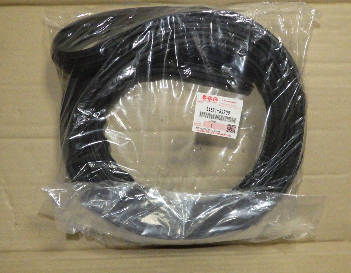 即決 MR52S/92S ハスラー ウェザーストリップ リア 84681-59S00 ※送込拍卖
