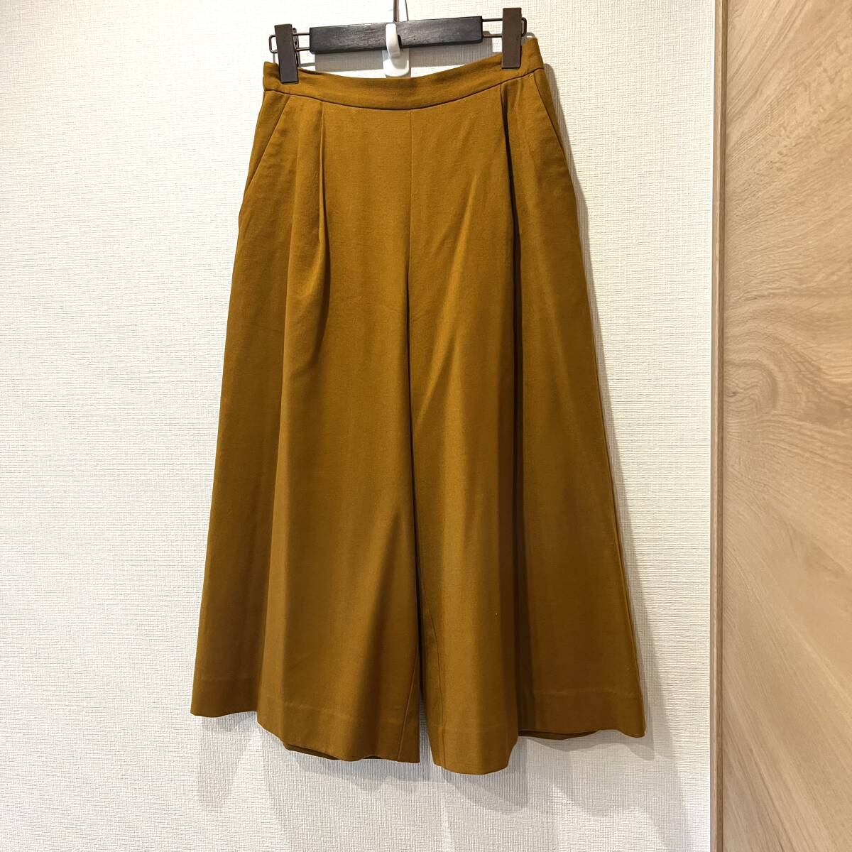 【ヤフーフリマでも限定価格で出品中】サキソニー ガウチョ 8分丈 パンツ BEAUTY&YOUTH UNITED ARROWS ユナイテッドアローズ 送料230円〜拍卖