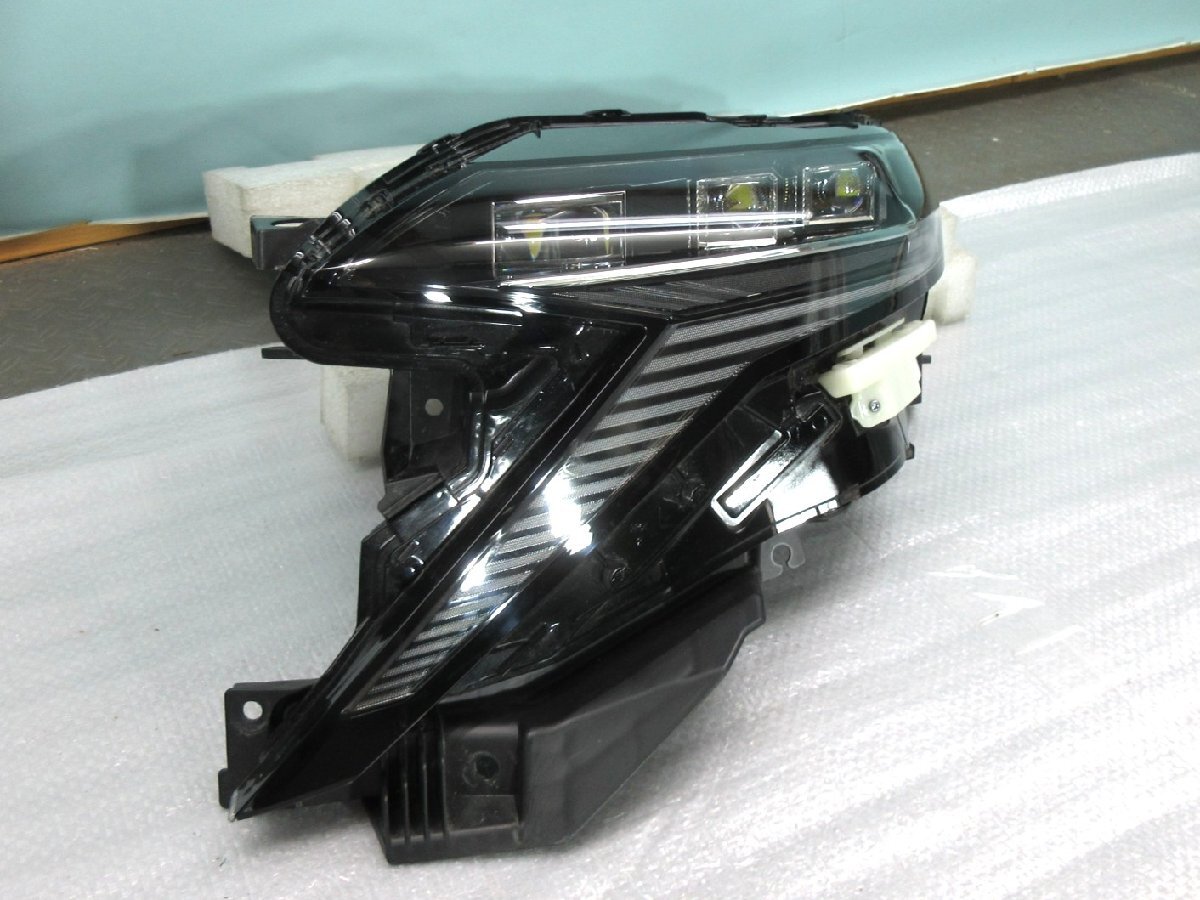 ◆ B6AW サクラ SAKURA 純正 左LEDヘッドライト 26060-7PA0A 100-2378H拍卖