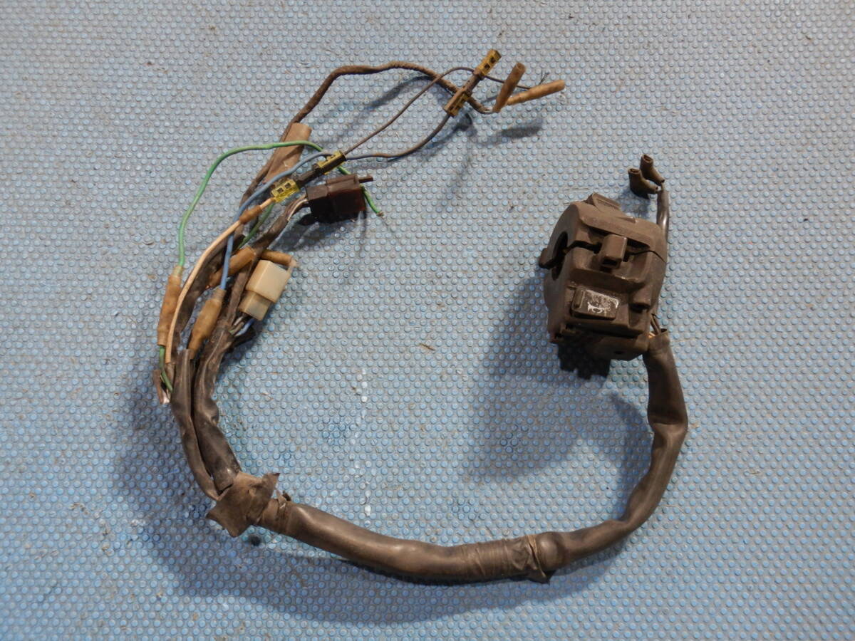 CB400SF NC39 Vテック ② 左ハンドルスイッチ 取り付けボルトありません拍卖