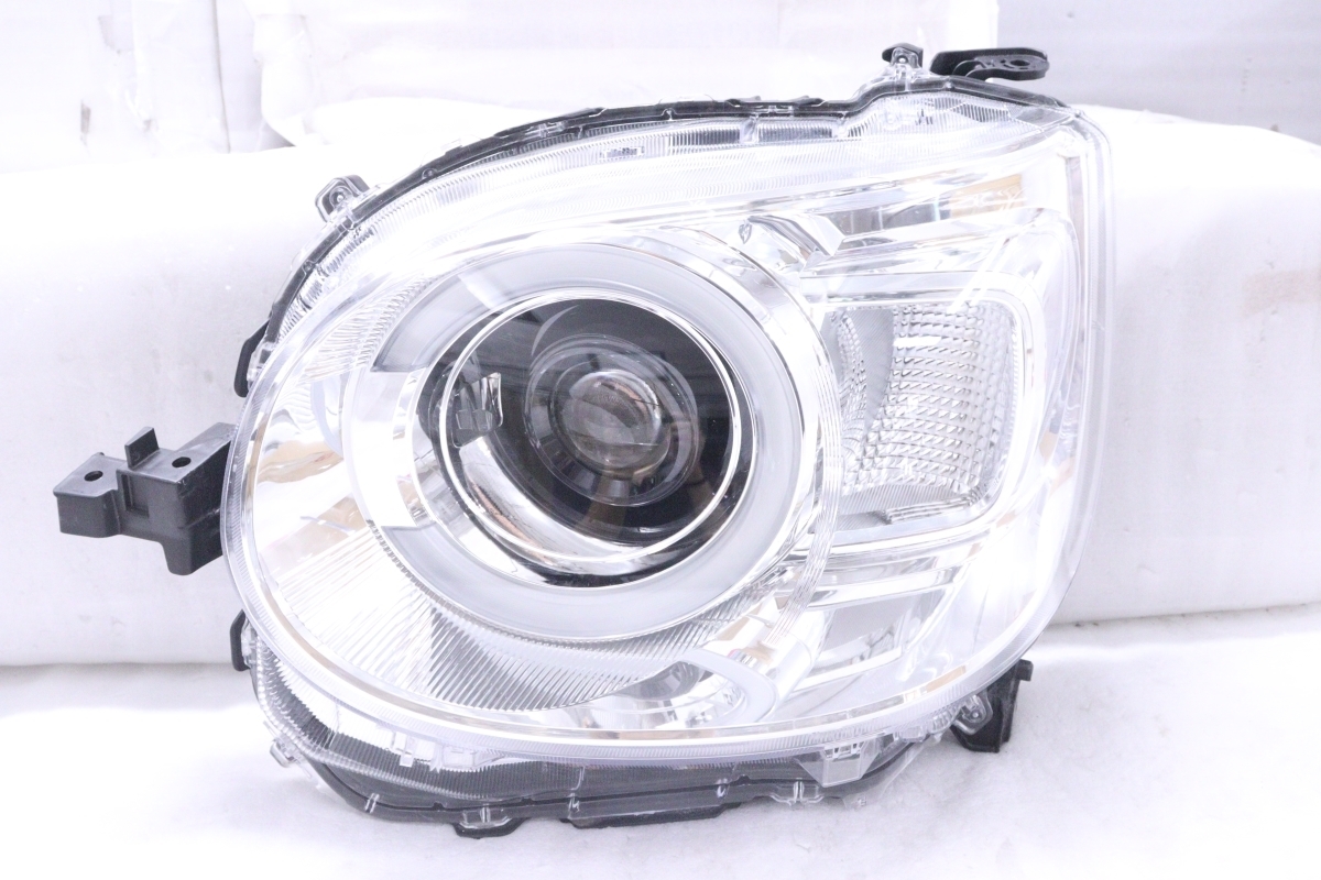 38-1423★【値下】美品★LED LA850S ムーヴキャンバス★左ヘッドライト KOITO 100-6908D 打刻:RL ASSY メッキ 純正★ダイハツ (RO)拍卖