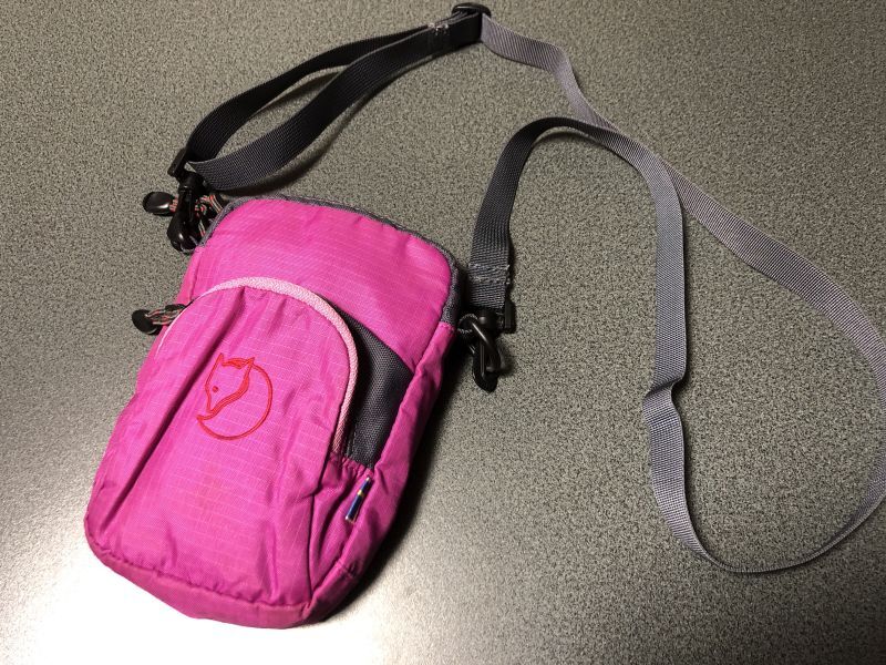 フェールラーベン ポーチ ショルダー拍卖