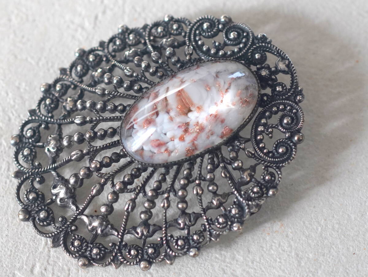 ヴィンテージ ガラスカボション フィリグリー ブローチ拍卖