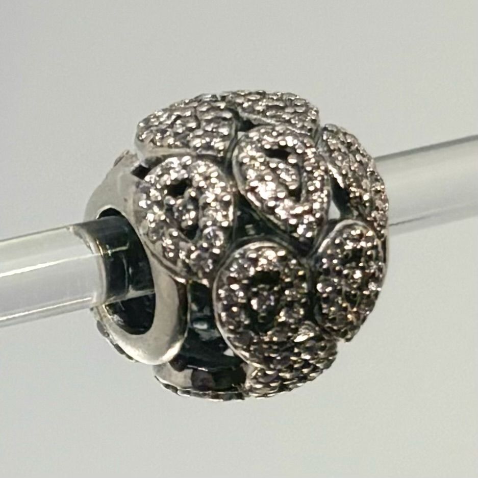 パンドラ カスケードグラマー クリアジルコニア チャーム/24-1445S拍卖