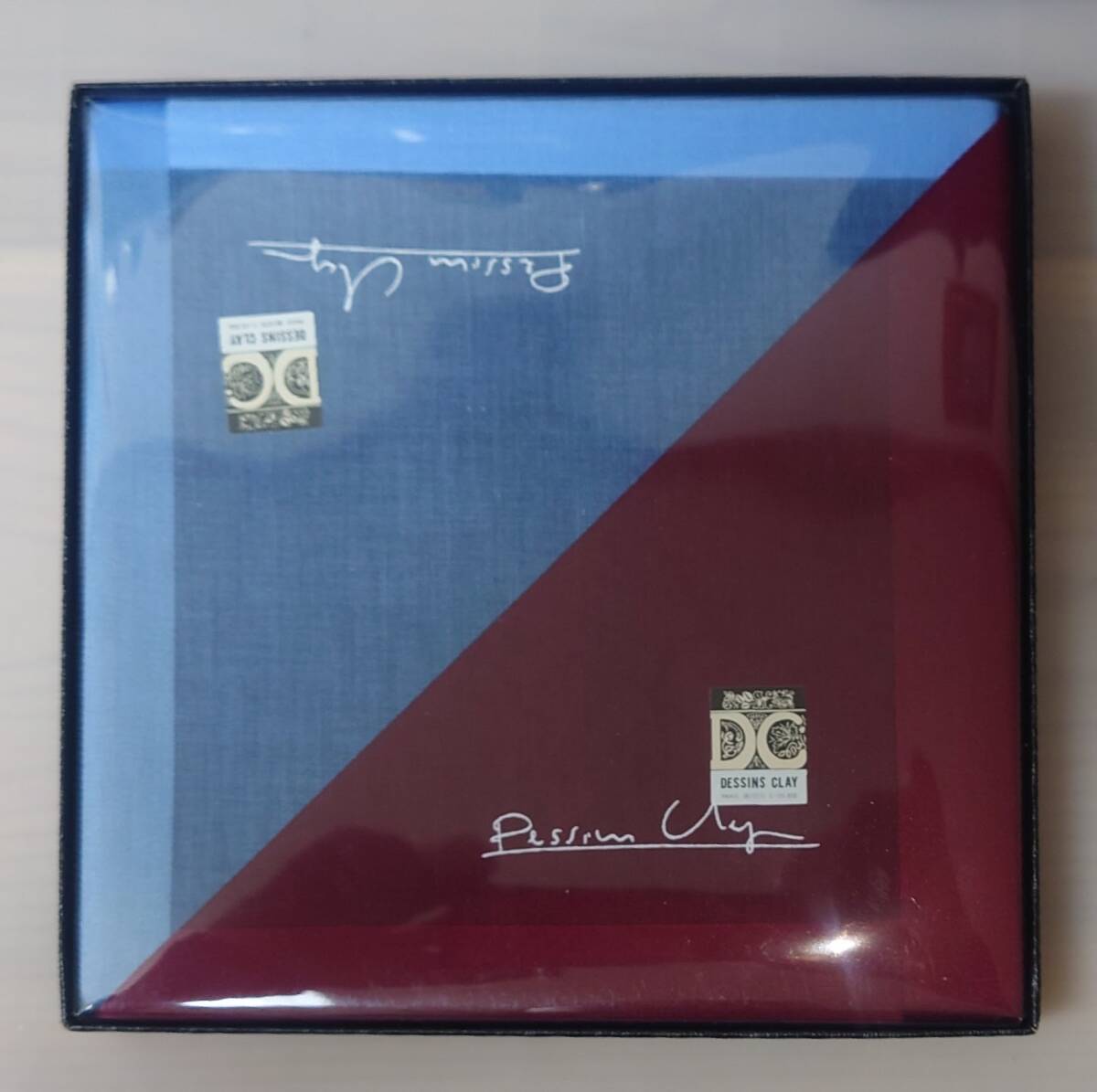 【新品・未使用・化粧箱入】DESSINS CLAY(デッサンクレー) ハンカチ2枚セット拍卖