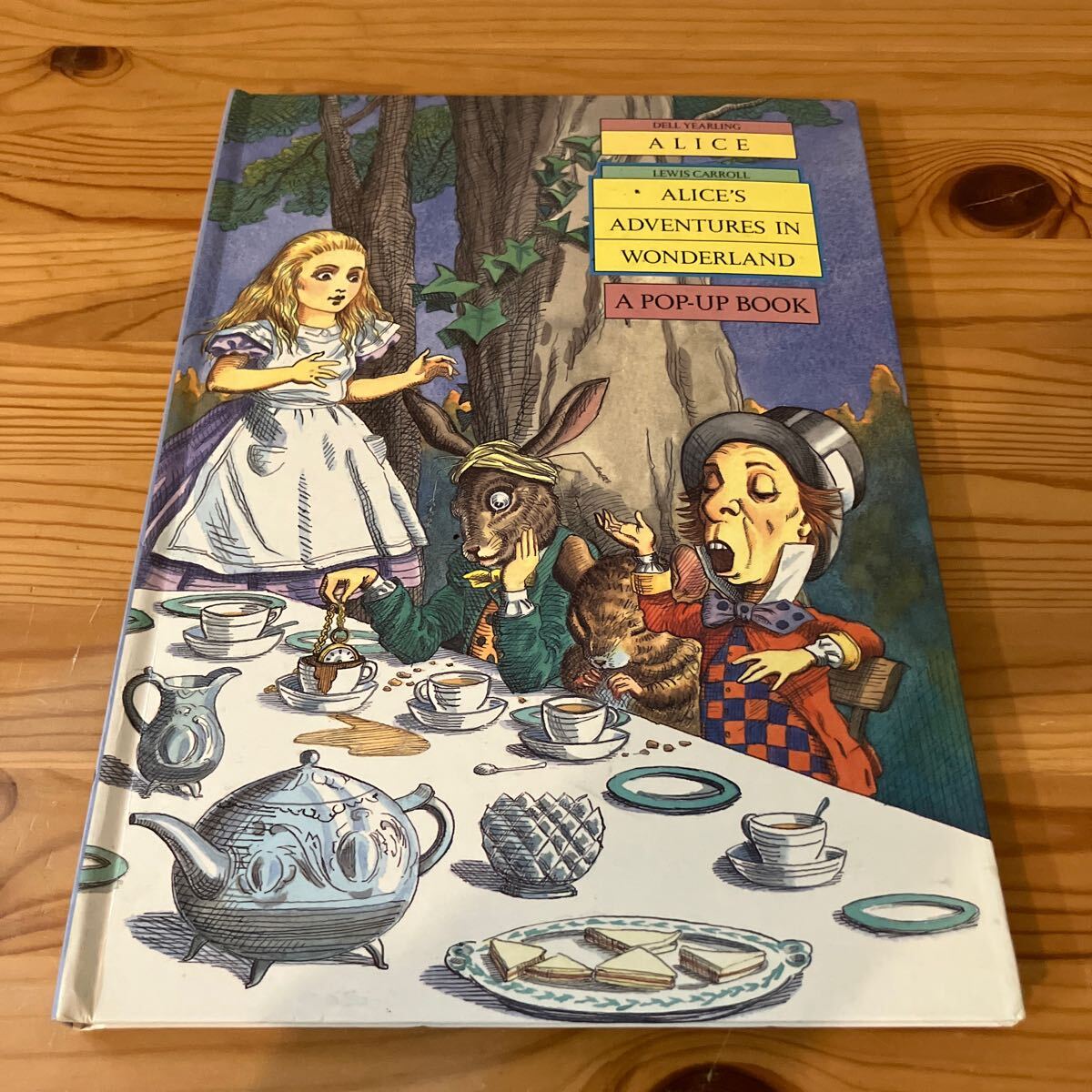 ALICE アリス A POP-UP BOOK ポップアップブック 不思議の国のアリス ALICE’S ADVENTURES IN WONDERLAND 拍卖