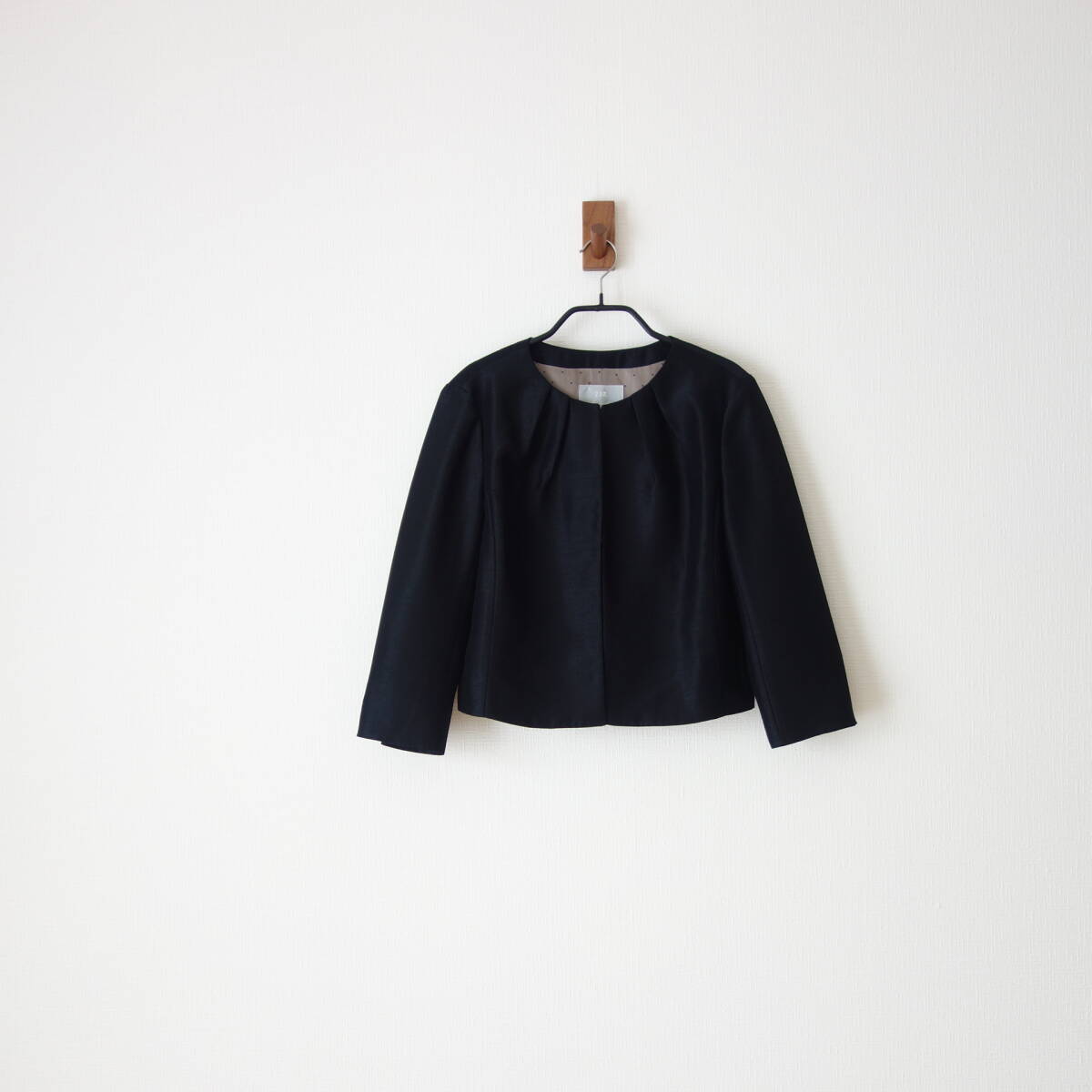 ☆23区 applaudir トリアセノーカラージャケット☆小さいサイズ拍卖