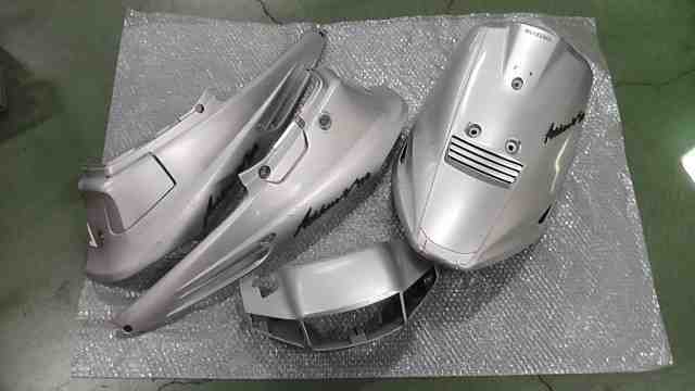 アドレスV100 CE11A の カウルセット  傷 補修  *1734588072 中古拍卖