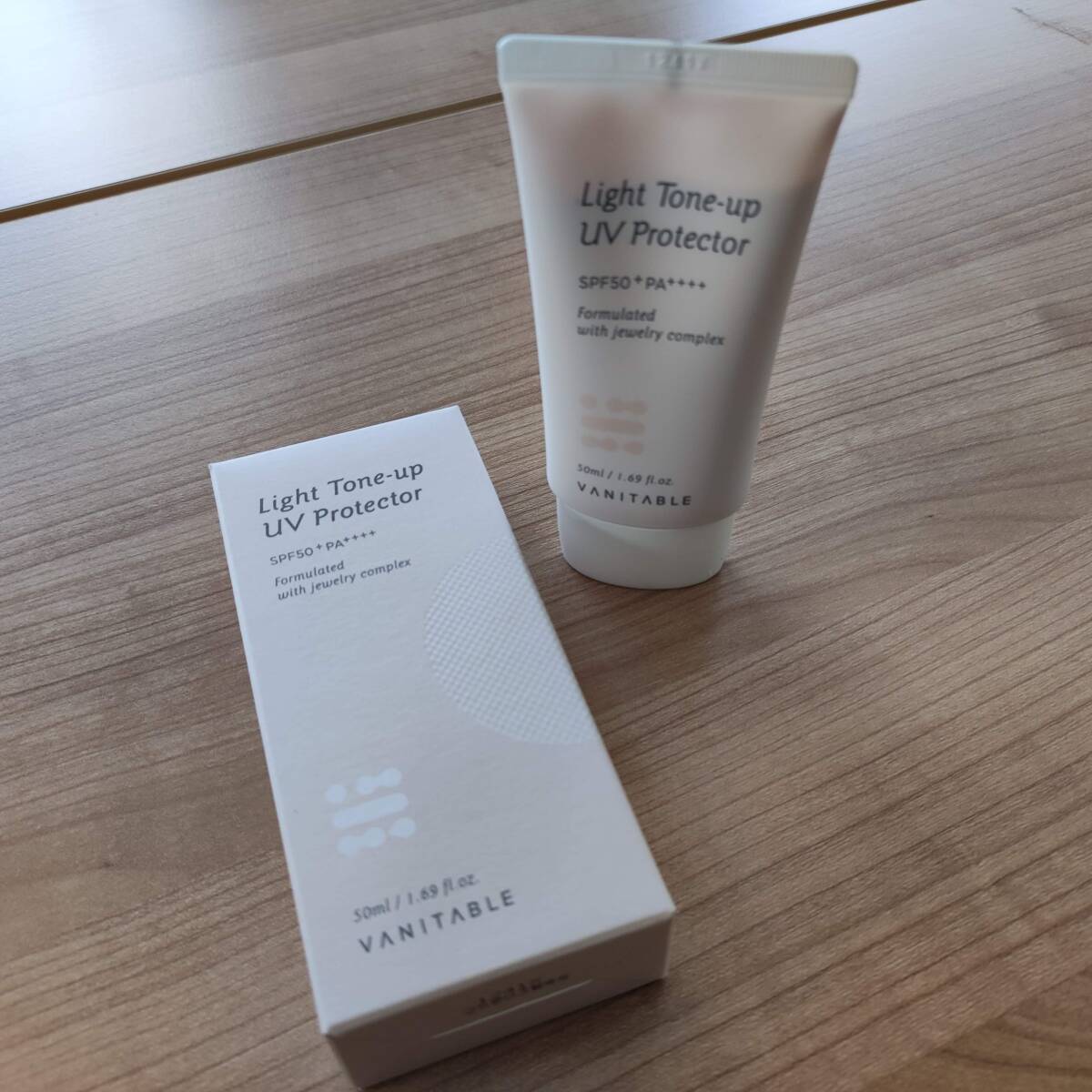 【2個セット】美肌 日焼け止めクリーム SPF50+ VANITABLE 韓国コスメ 激安!拍卖