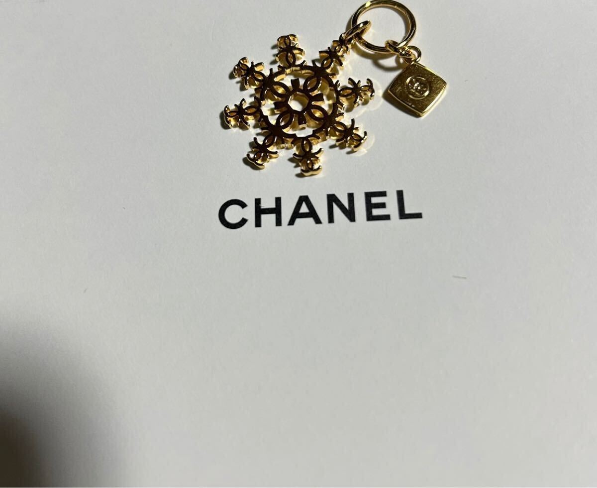 CHANEL 2024限定 雪型チャームアクセサリー ブランド シャネル 冬ウィンター ノベルティ拍卖