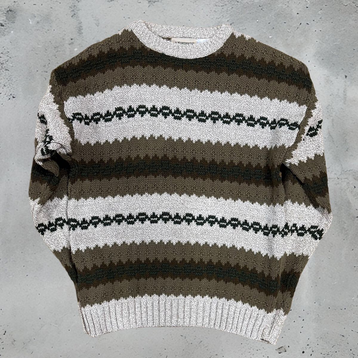 VA-30 NORTHWEST TERRITORY コットンニット Lサイズ 古着拍卖