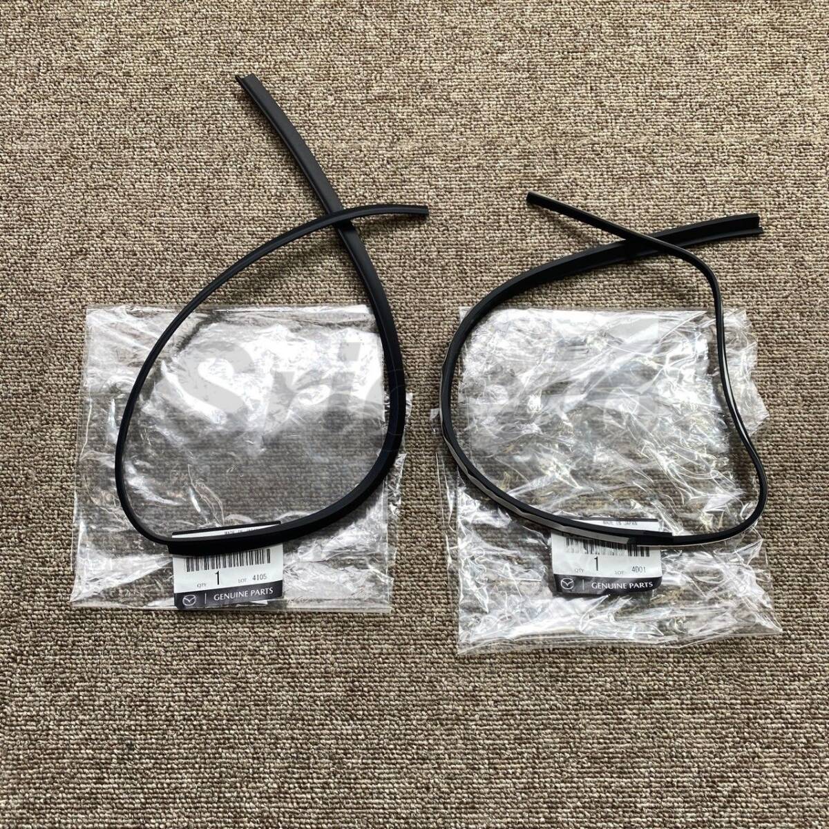 【未使用】マツダ純正 サバンナ RX-7 テールライト リア コンビランプ プロテクター モール 左右 MAZDA Rear combination protector RH LH拍卖