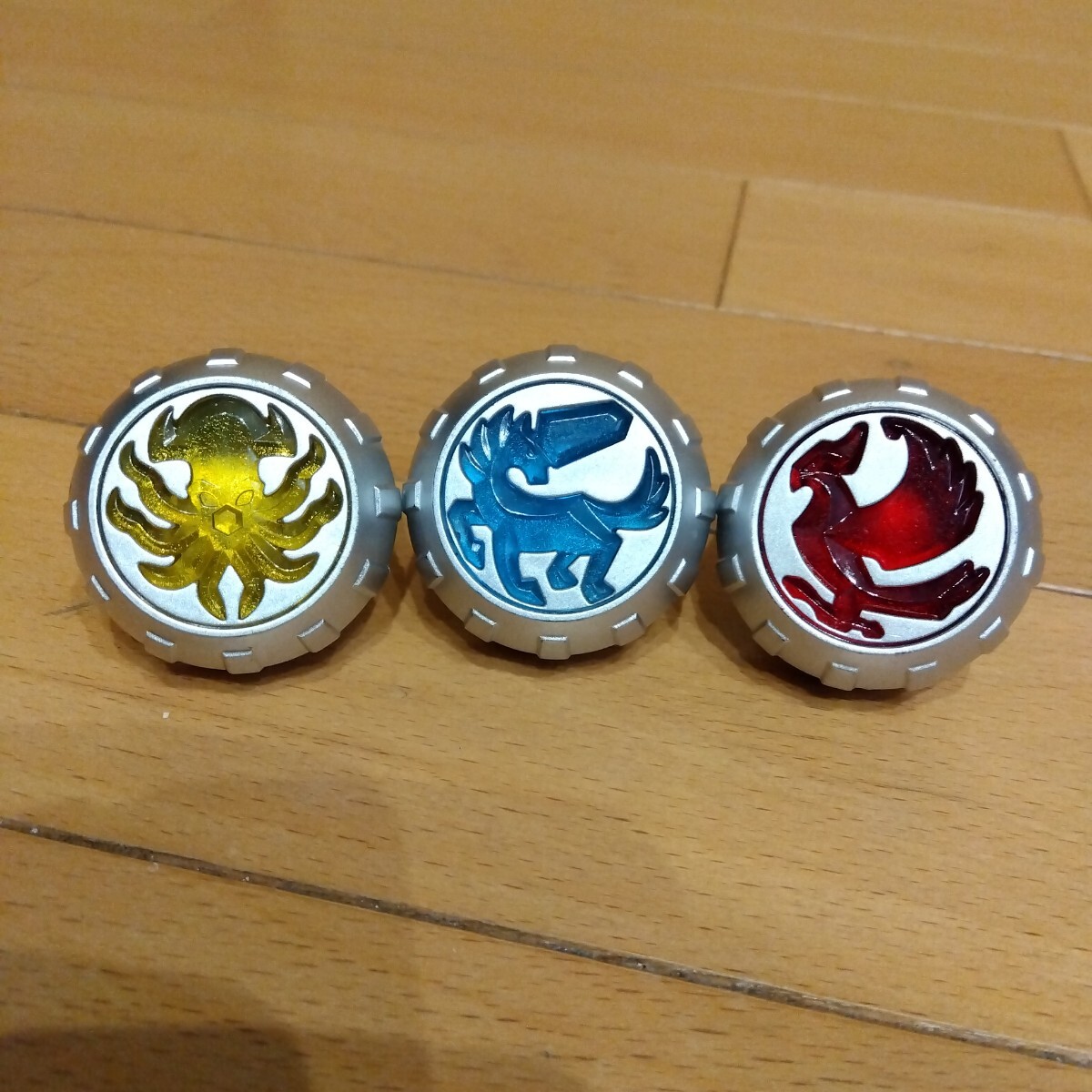 DXクラーケンウィザードリング & DXガルーダウィザードリング & DXユニコーンウィザードリング プラモンスター付属品 3点セット拍卖