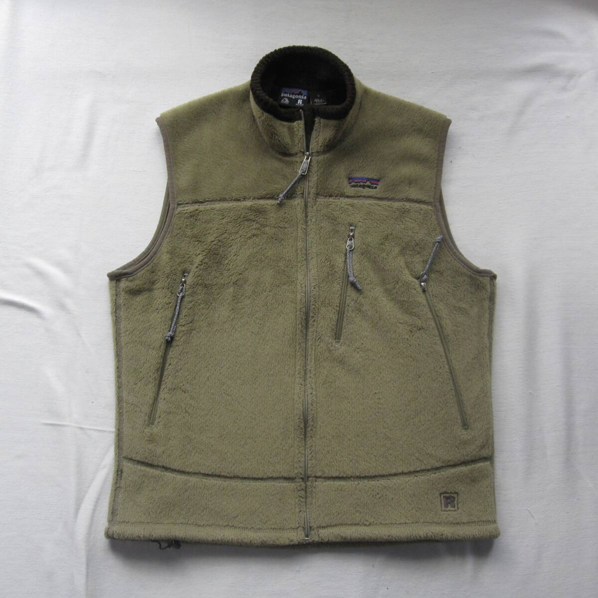 ☆'01 パタゴニア R4 ベスト (M) 2001年 フィールドグリーン / patagonia / USA製 / 刺繍タグ / ビンテージ / r2 レトロ拍卖