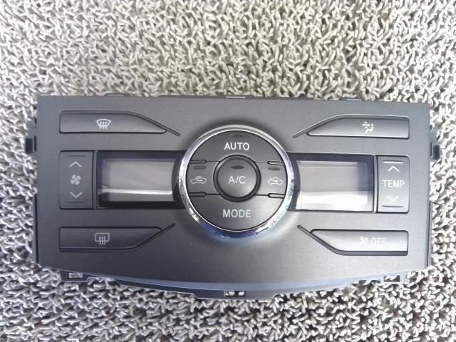カローラフィールダー DBA-ZRE144G A/Cスイッチパネル 55900-12A70拍卖