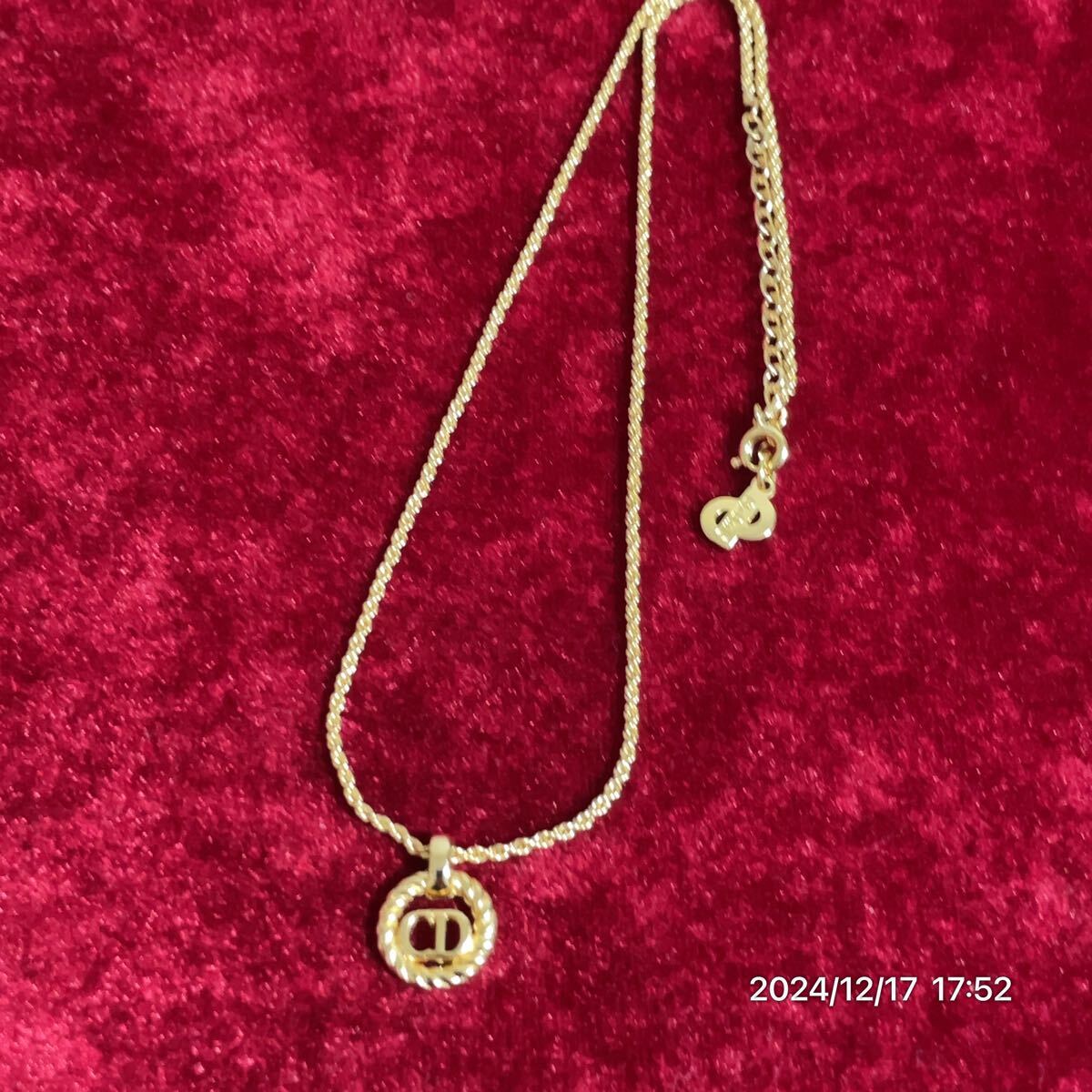 Dior クリスチャン ディオール CDロゴ ツイスト オーバル ゴールドカラー ネックレス ペンダント アクセサリー拍卖