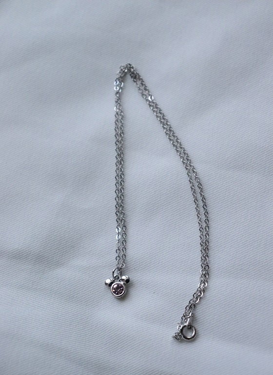 上品!可愛い!ミッキーマウス ミニーマウス ネックレス ペンダントシルバー色 Walt Disney ディズニー 東京ディズニーランド 拍卖