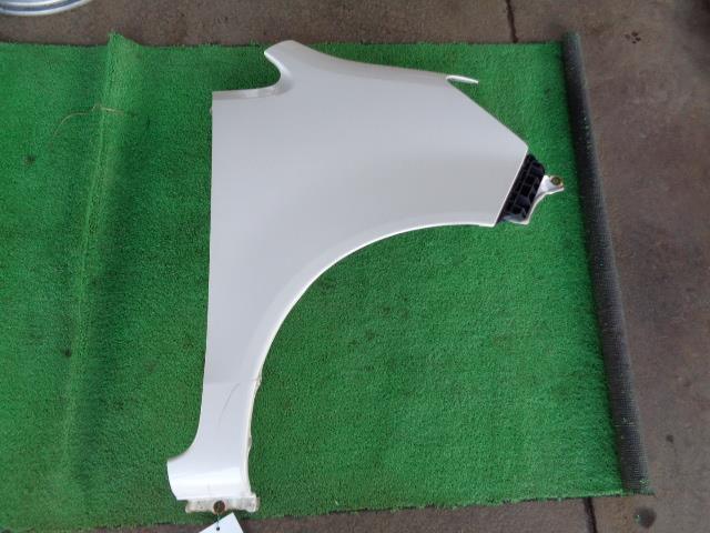 ライフ DBA-JB5 右Fフェンダー NH624P プレミアムホワイトパール 後期 マーカーなし分拍卖