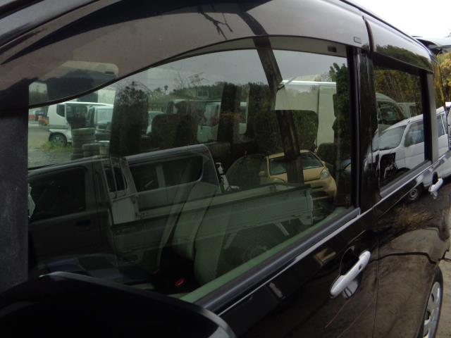 ルクラ DBA-L455F 左フロントドアガラス 助手席 ガラスのみ X07 M2H3 グリーンガラス拍卖