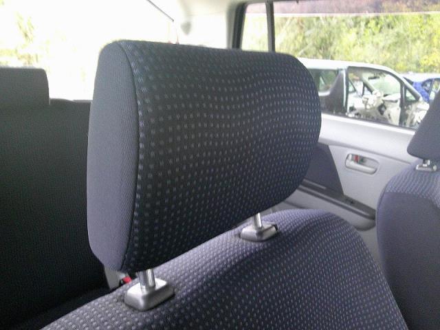 ワゴンR DBA-MH23S ヘッドレスト フロント2個 トリム C04拍卖