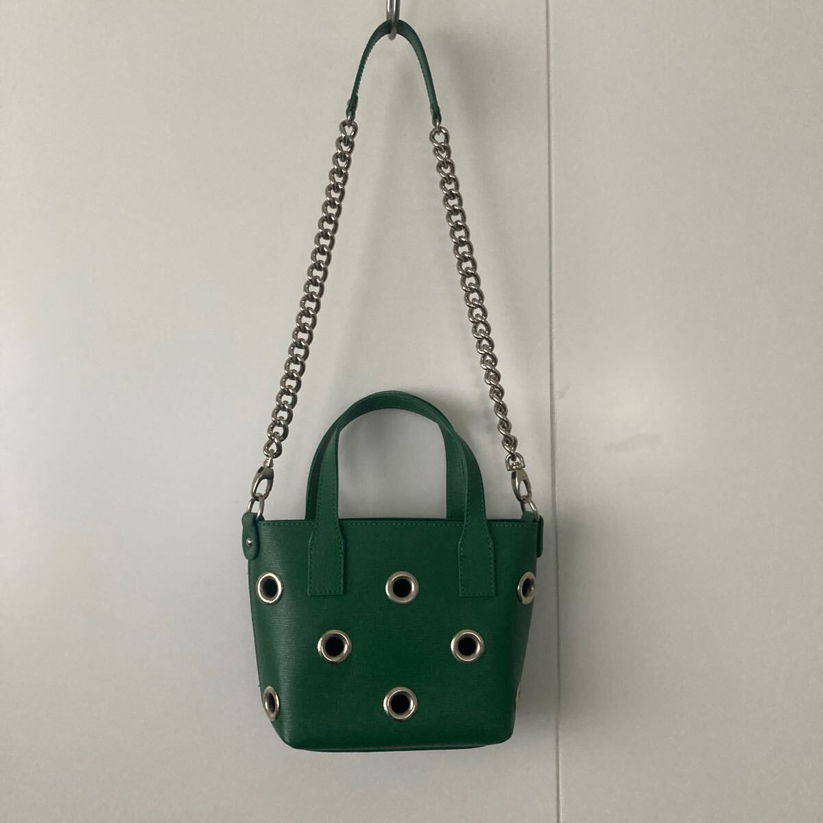 スタンニングルアー イタリア製BERGE鳩目本革ミニトートバッグ拍卖