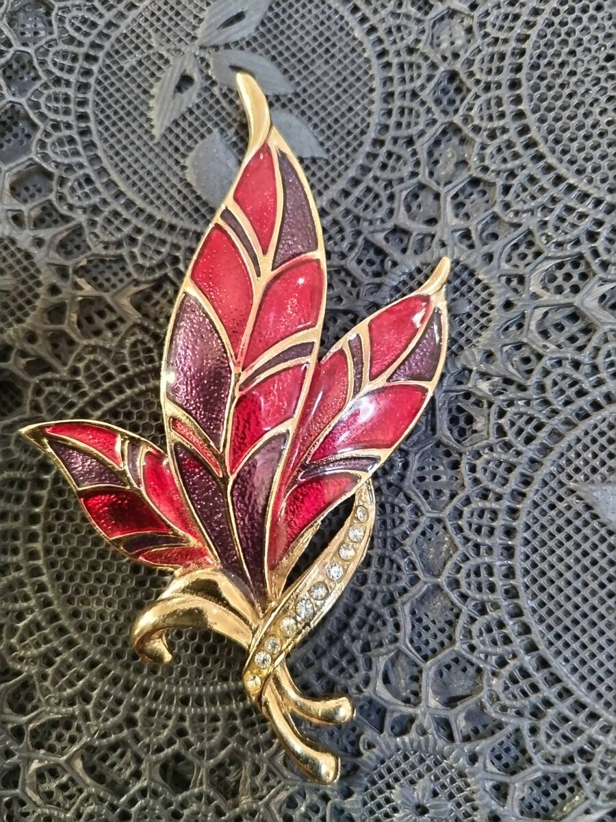 ブローチ・葉型・Vintage ★プレゼントに★拍卖
