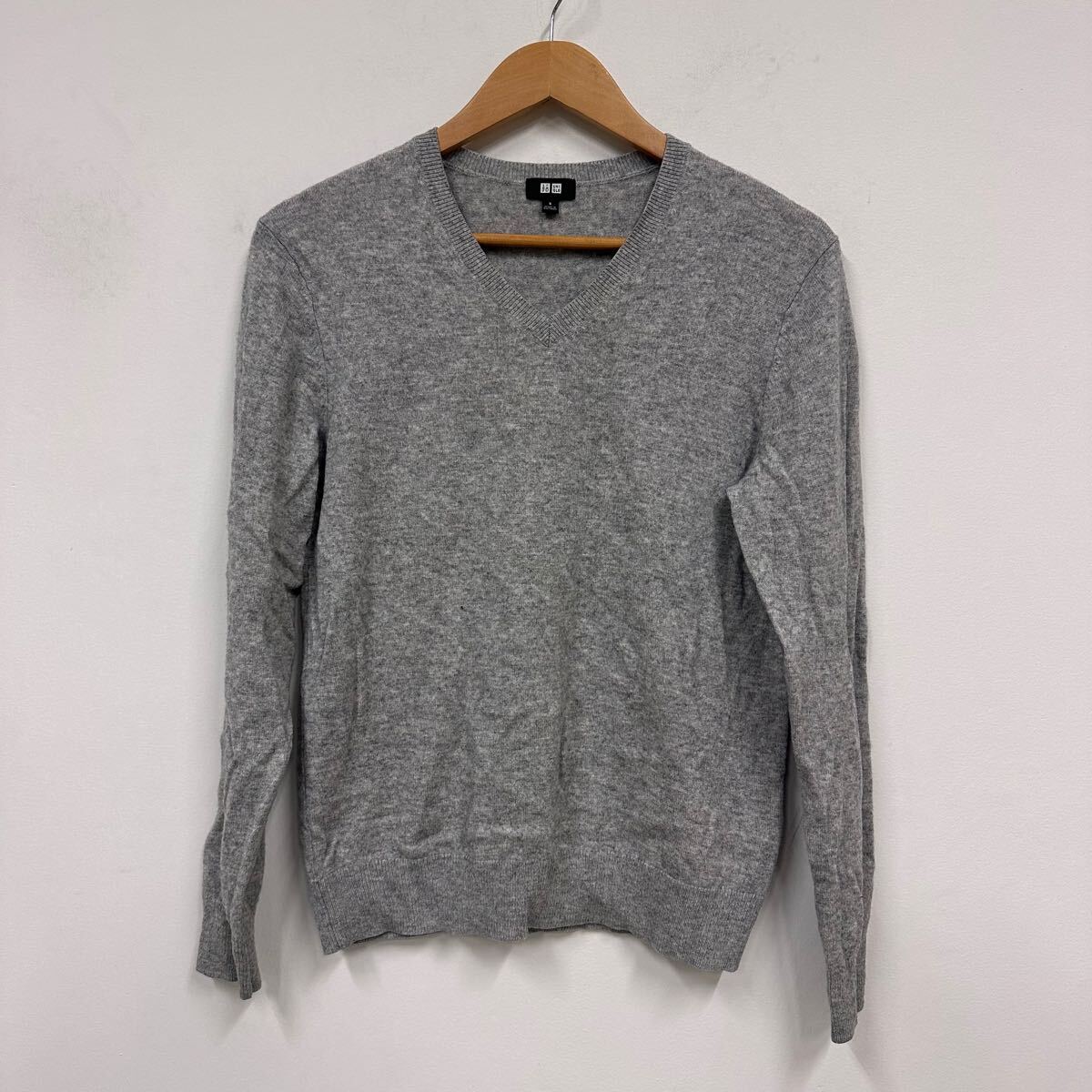 UNIQLO ユニクロ カシミヤセーター メンズ グレー サイズS カシミヤ ニット セーター Vネック トップス a612 拍卖