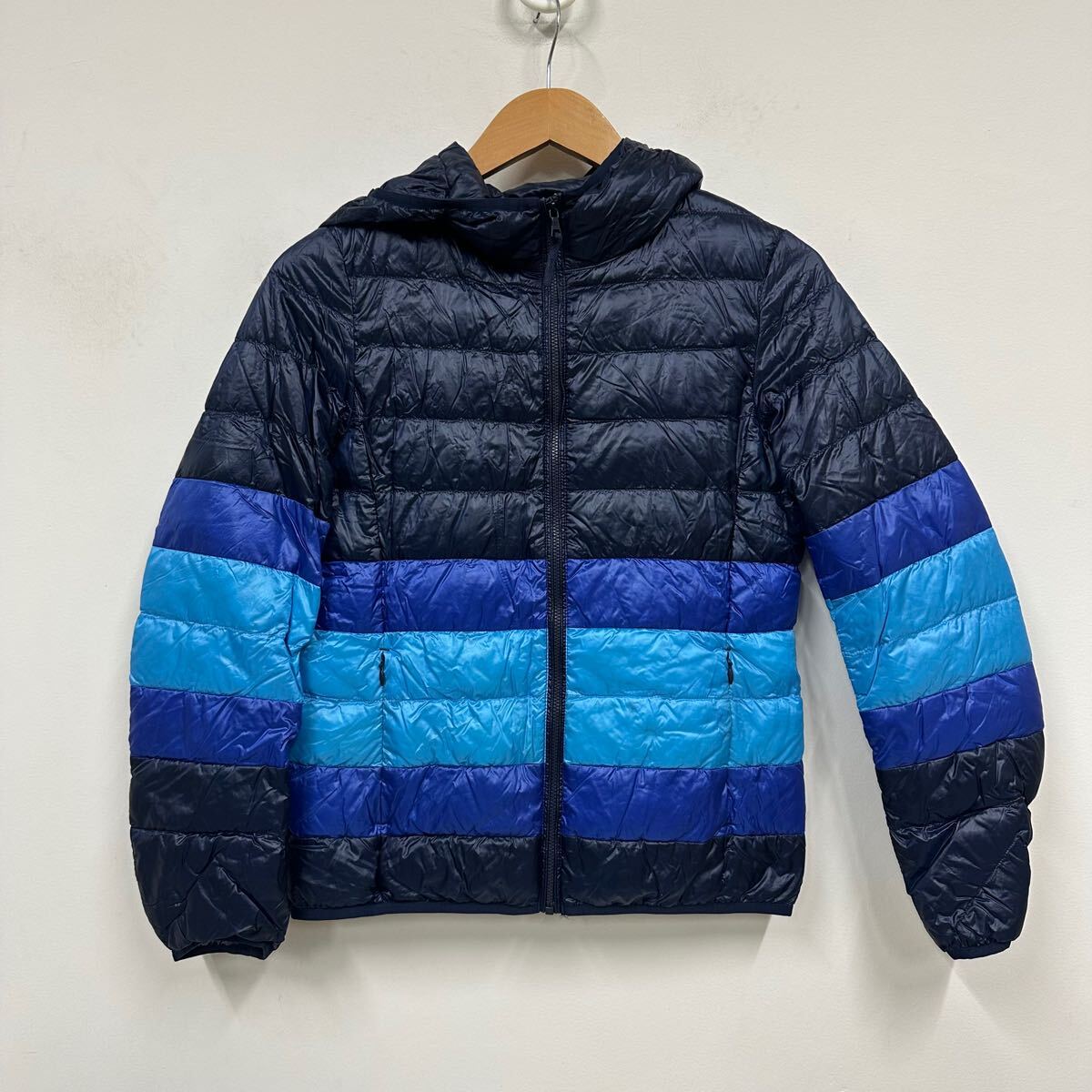 UNIQLO ユニクロ ウルトラライトダウンジャケット レディース 青黒系 サイズS ダウンジャケット a614拍卖