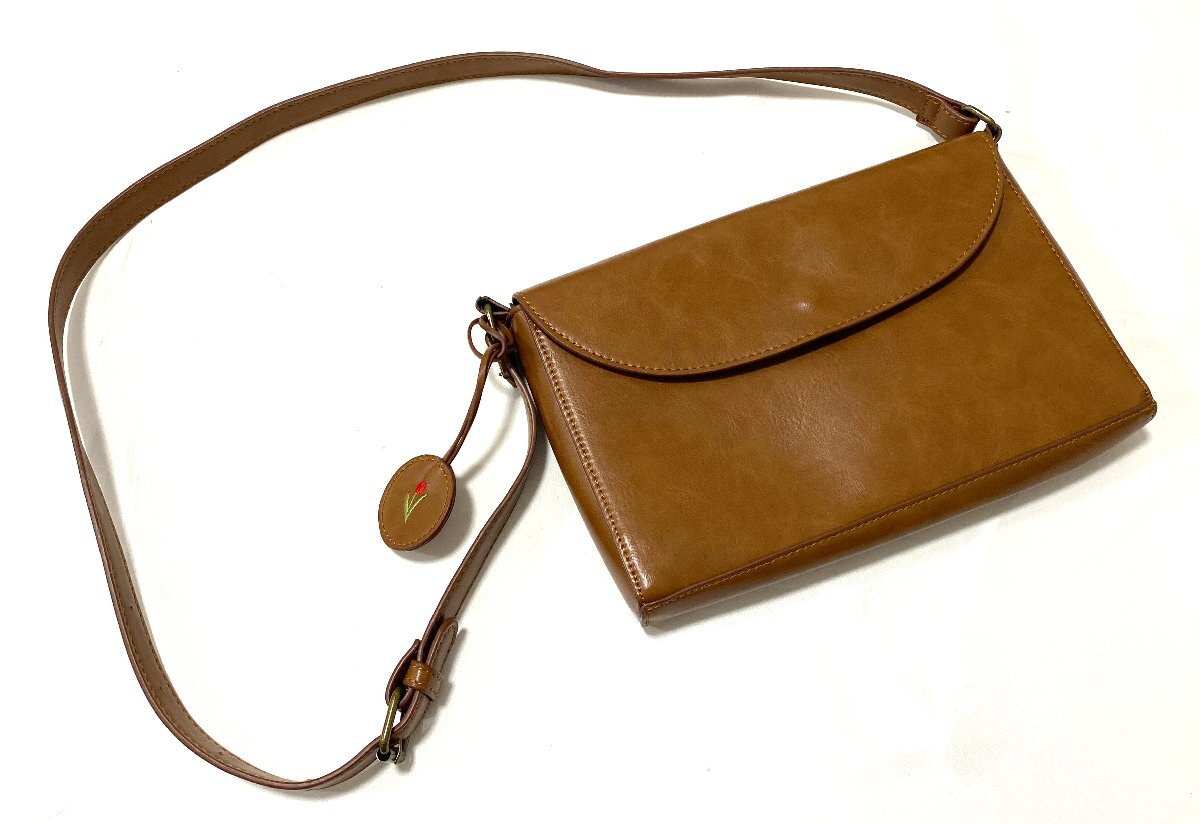 美品 ショルダーバッグ ポシェット ブラウン 茶系 刺繍 チャーム付き拍卖