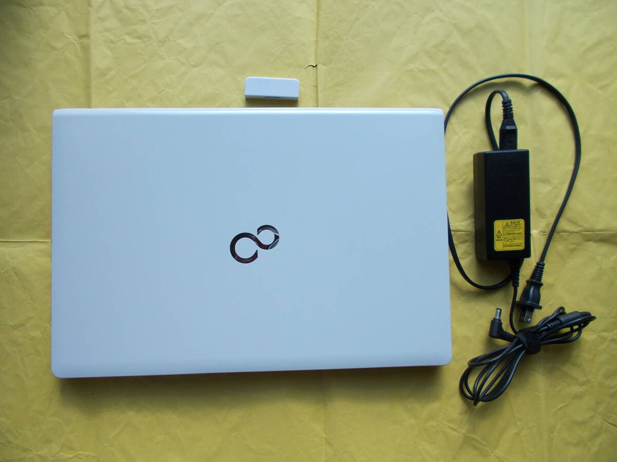 ☆富士通 LIFEBOOK AH FMVWA3A11W,AMD E1-7010APU,メモリ10GB,320GBHDD,15.6TFT,Office2016H&B,白,FUJITSU拍卖