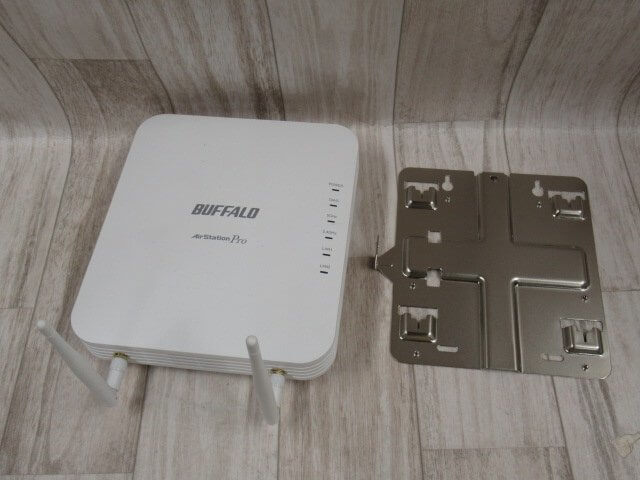 【中古】【AC無】【壁掛付】 WAPM-1266R BUFFALO/バッファロー Air Station Pro 管理機能搭載アクセスポイント PoE給電拍卖