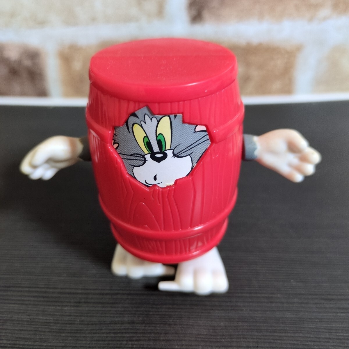 ハッピーセット トムとジェリー 樽にはまったよちよちトム ゼンマイ式 拍卖