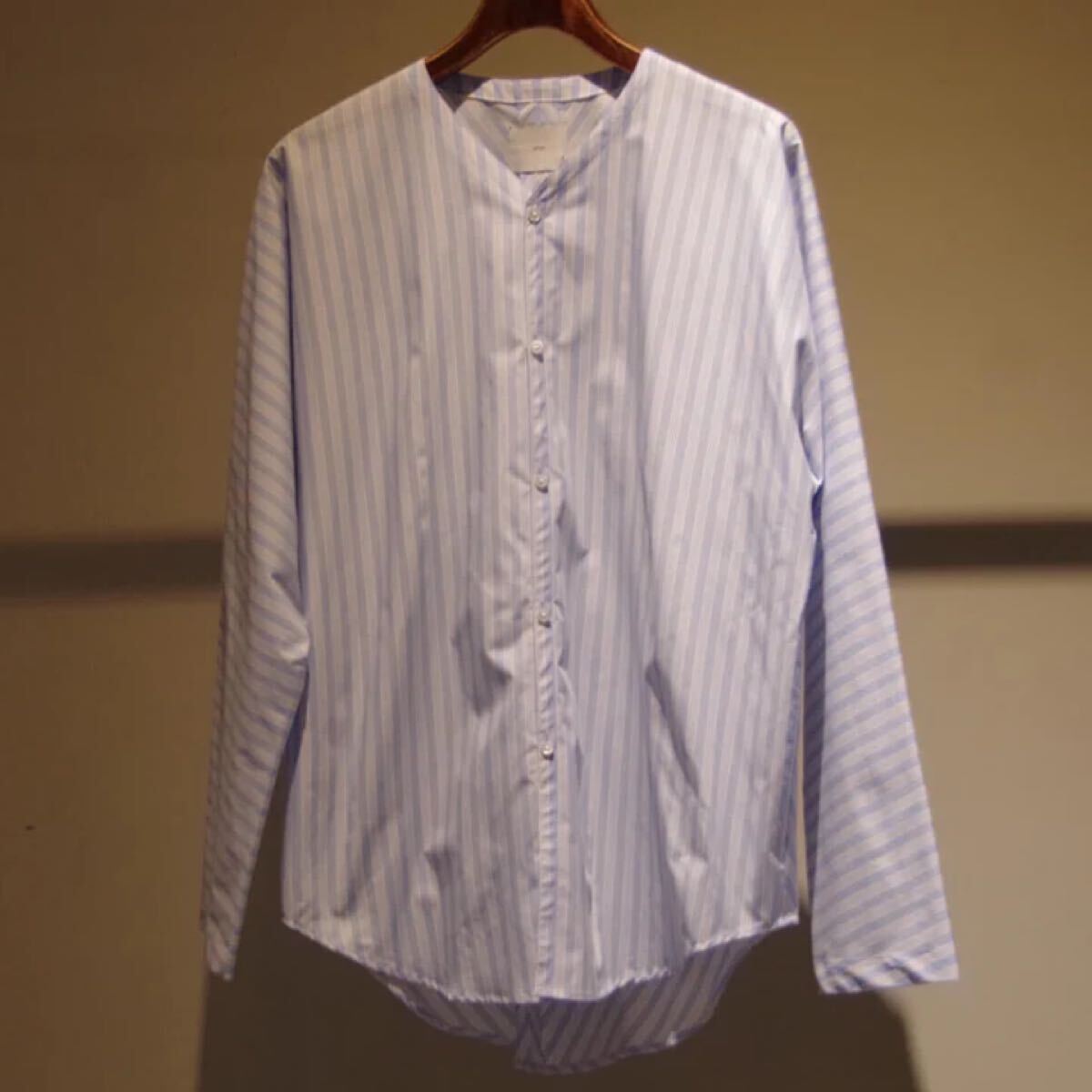 新品  ATHA アタ コットン100% ストライプ 長袖 長袖シャツ カジュアル シャツ 定価37,400円 入手困難 ユニセックスレディースメンズ拍卖