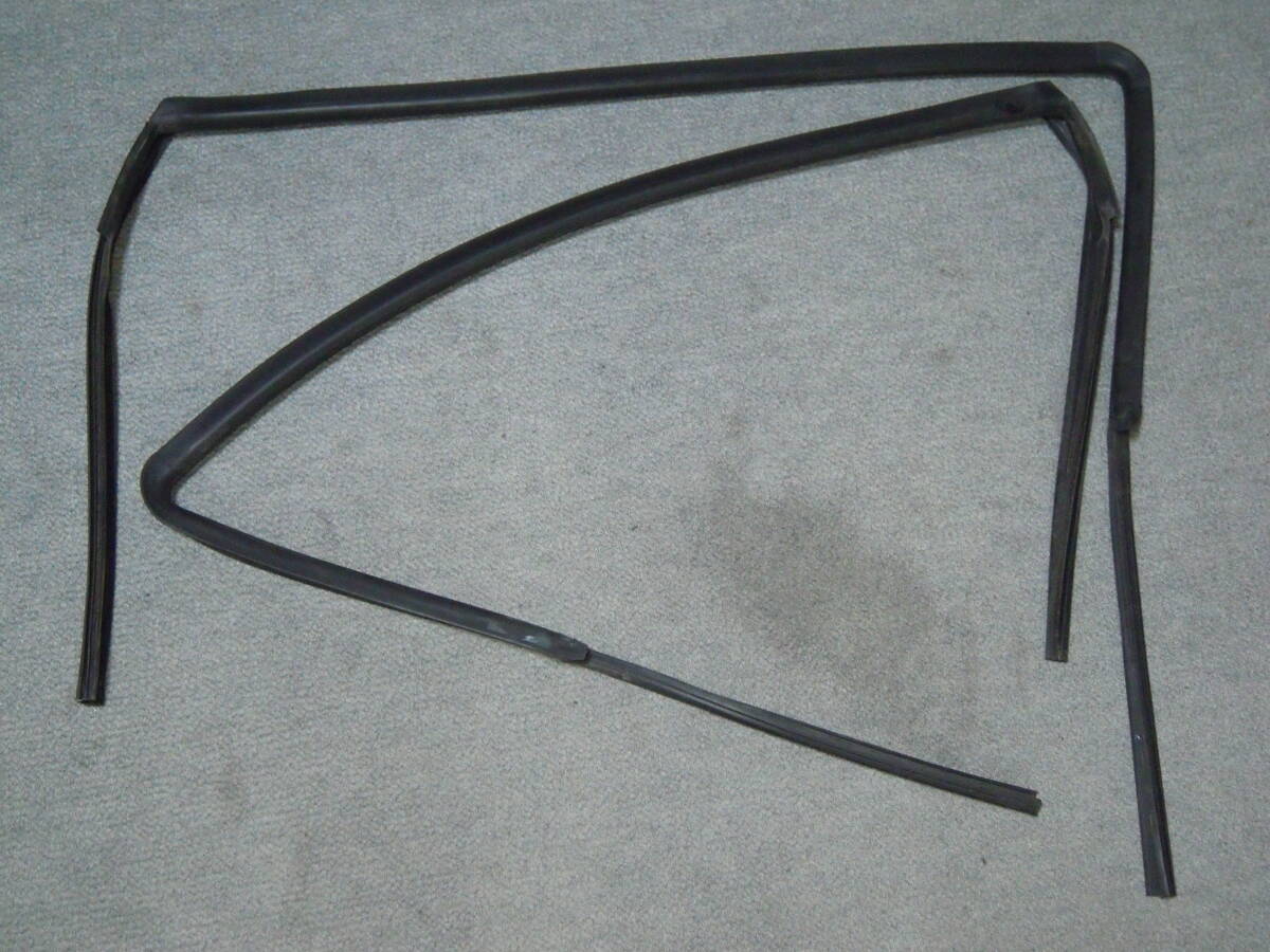 トヨタ カローラ レビン GT-Z 101 AE101 前期 純正 ドア廻り ウェザーストリップ ゴムモール 左右 中古 検) AE100 トレノ 等? (ジャンク)拍卖