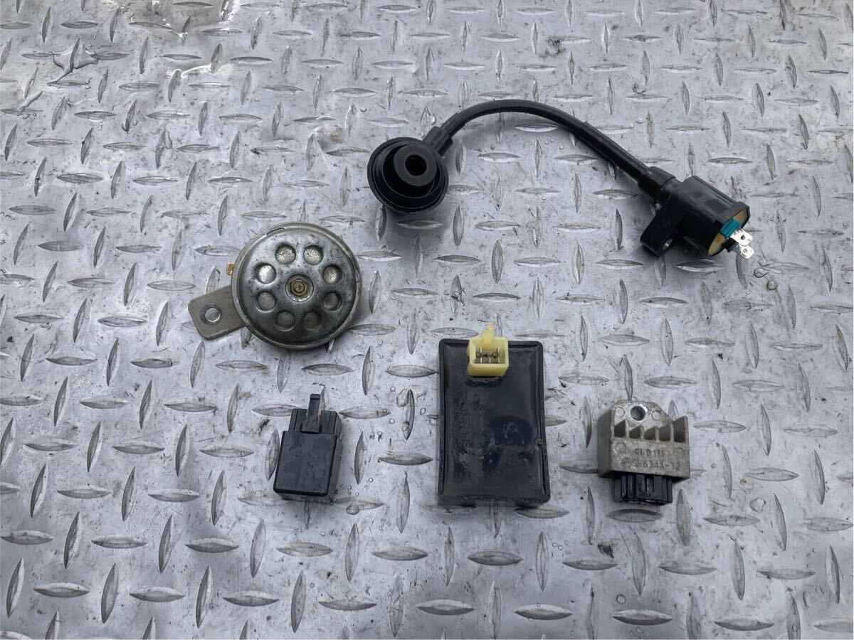 56766■ ホンダ ライブディオ AF34 (345番台〜) 実働 CDI イグニッションコイル ホーン レギュレーター スターター 電装系拍卖